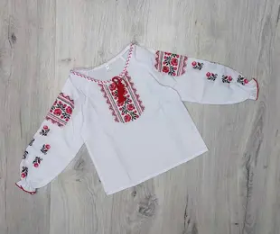 Вишиванка для дівчинки  Україна