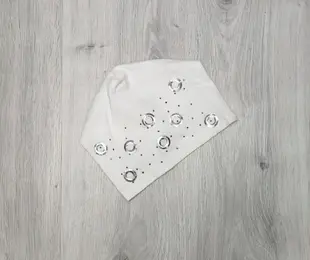 Шапка для дівчинки кружечки, біла, трикотаж одинарний Ala-Baby Польща р.50/52