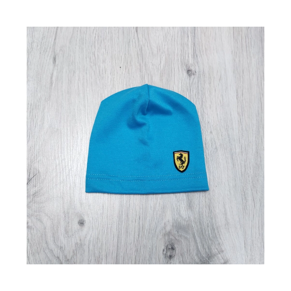 Шапка  Ferrari  Україна